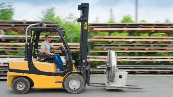 e.s.m. Edelstahl- Schwimmbad- und Metallbau GmbH